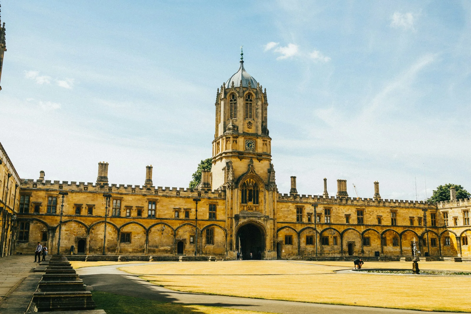 英国牛津历史学术建筑与庭院